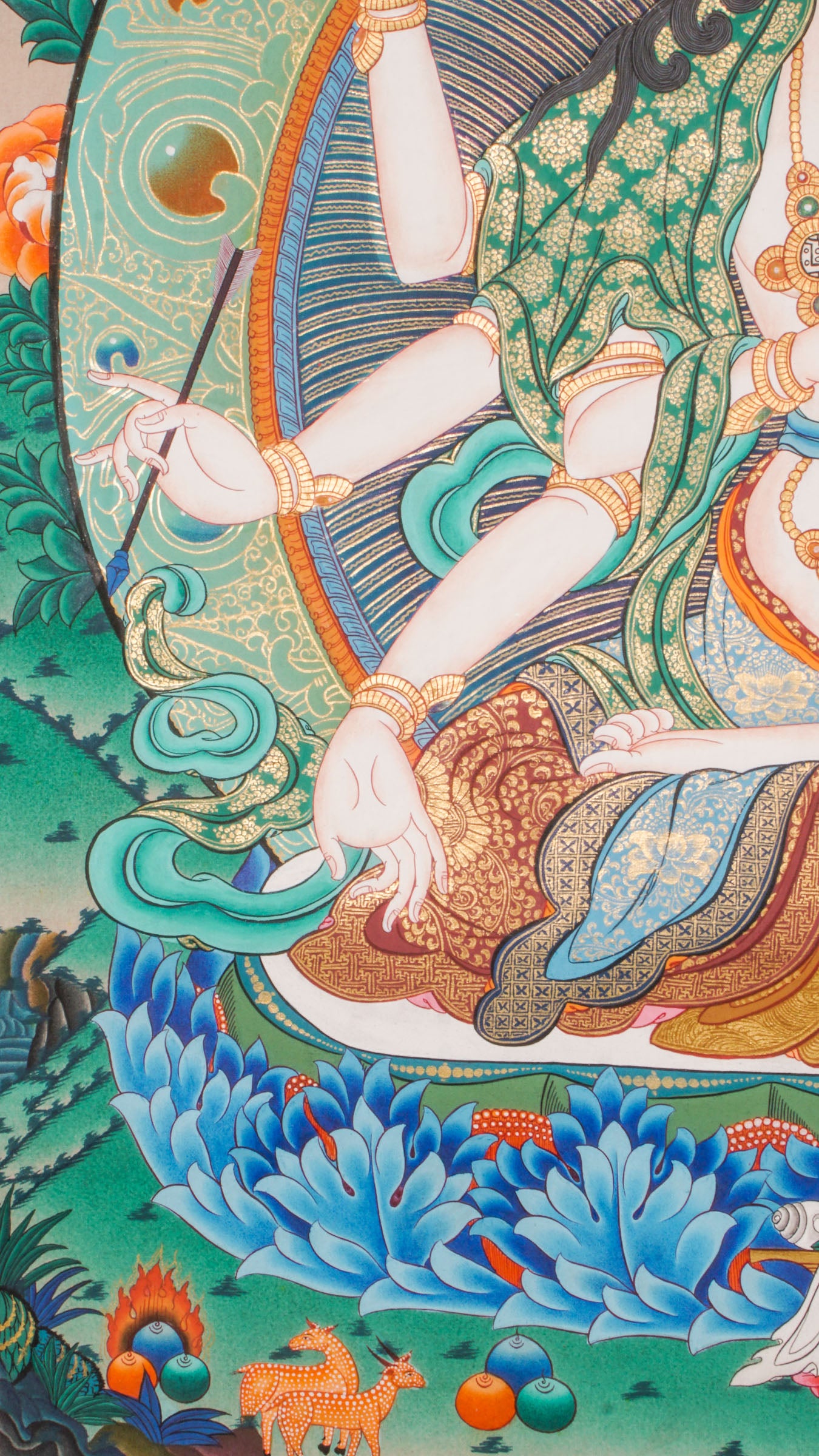Exclusive Tibetan painting that portrays the long-life deity Namgyalma (Ushnisha Vijaya).