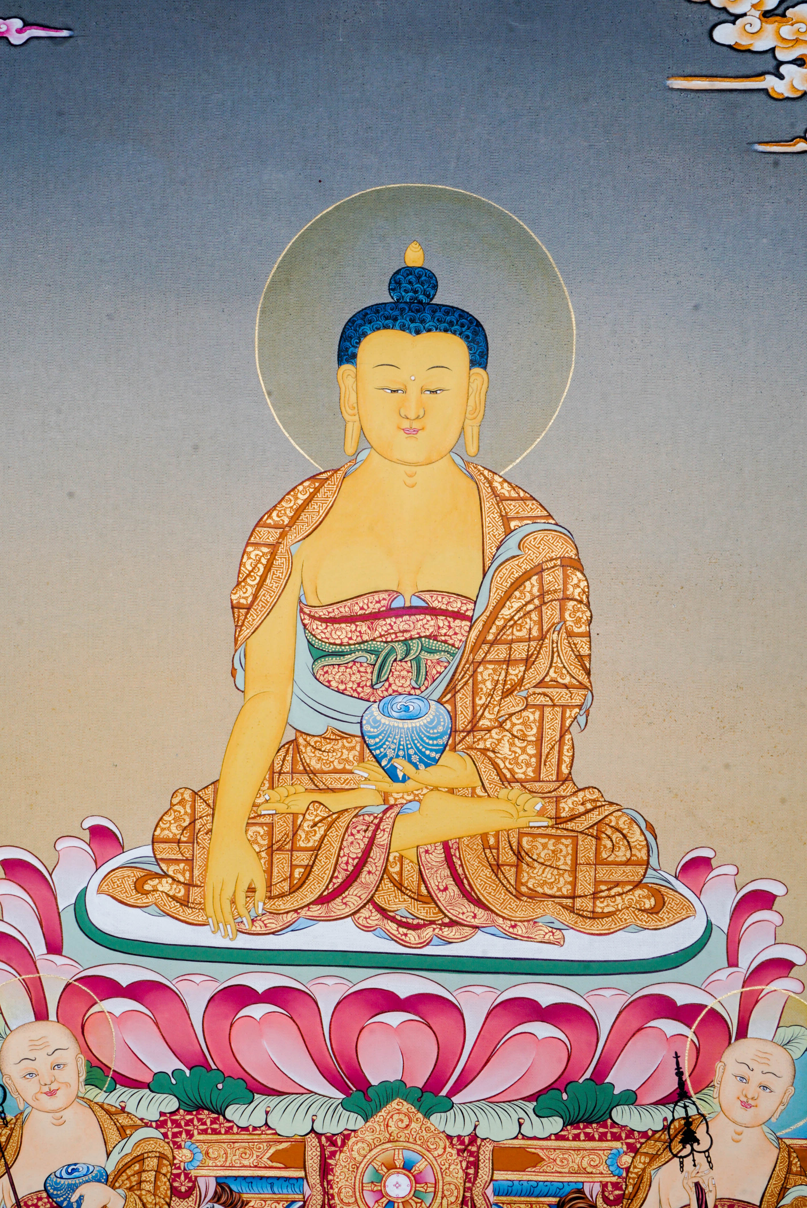 The Shakyamuni Buddha Thangka Painting represents enlightenment and inner peace in Tibetan Buddhism, with Buddha depicted in serene meditation to inspire wisdom and compassion. Hand-painted with traditional techniques and natural pigments, this genuine Thangka blends spiritual meaning and artistic beauty for any sacred space.