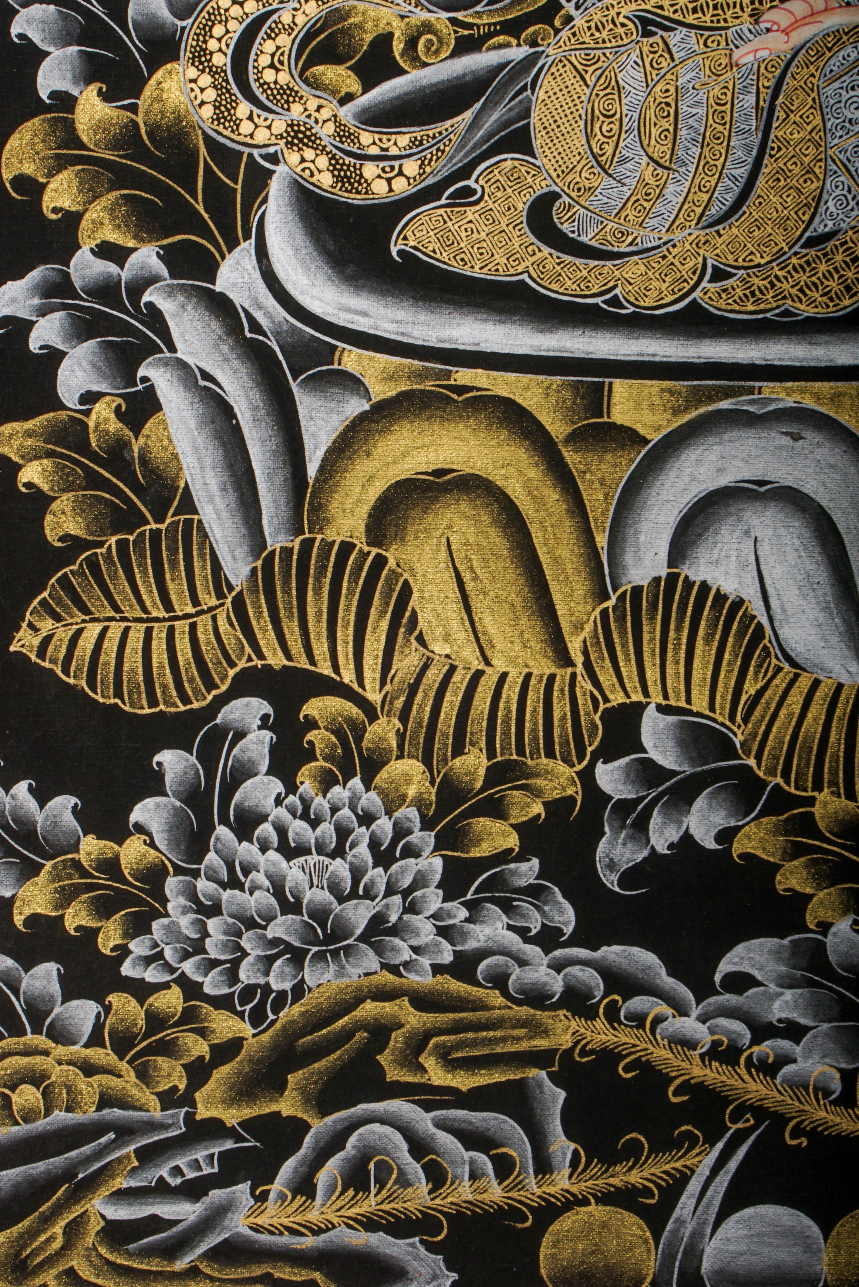 This genuine Tibetan Chenrezig Thangka, hand-painted with natural pigments, radiates compassion and serenity—perfect for inviting peace and loving energy into your space.
