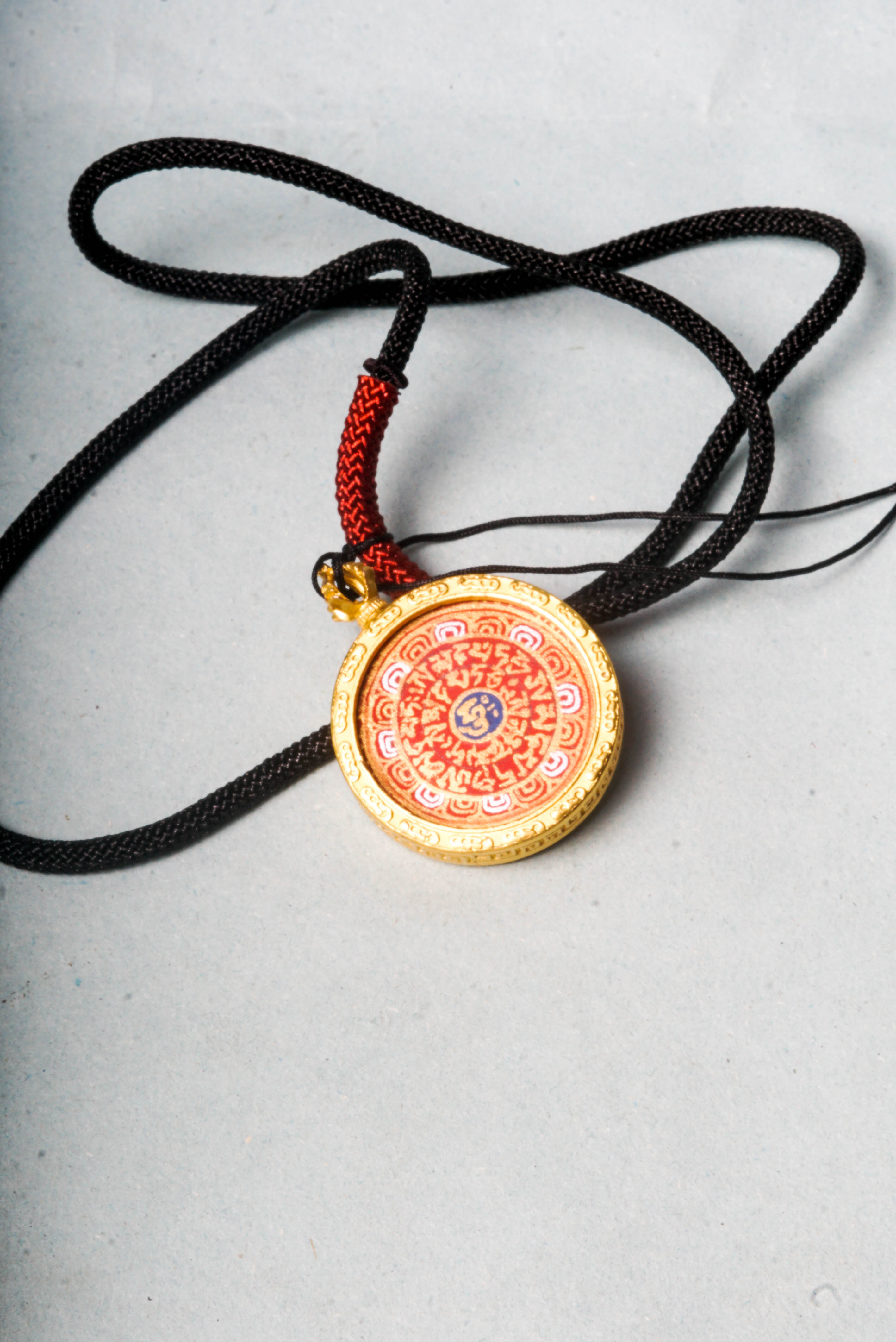 Mantra Mandala Thangka is a sacred Tibetan symbol for meditation and spiritual focus. Hand-painted with natural pigments, it brings protection, blessings, and inner peace. Ideal for meditation or sacred spaces.