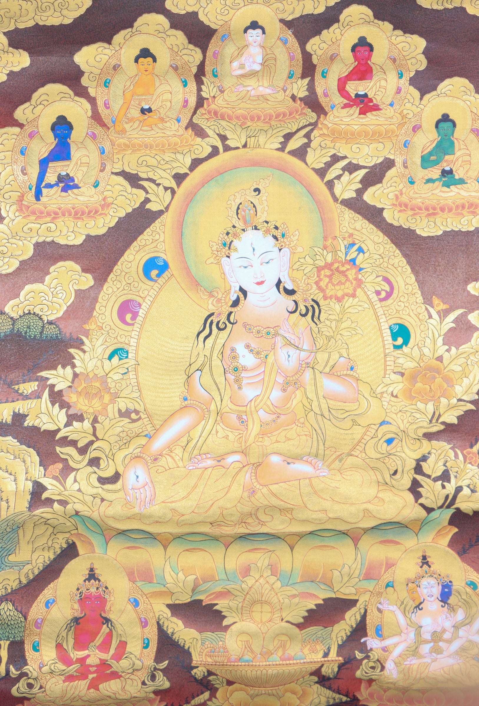 This White Tara Thangka Painting is a powerful tool for enhancing the peace and healing atmosphere in meditation rooms
