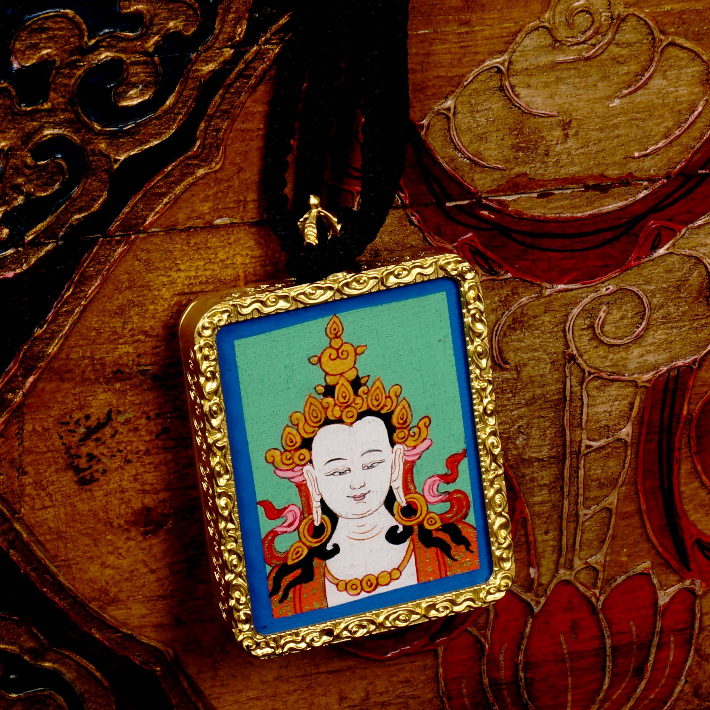 Vajrasattva Ghau Thangka Pendant – Hand-Painted Newari Miniature Sacred Amulet